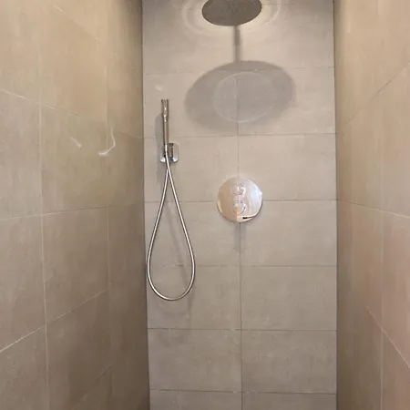 La D'ondine * לובס