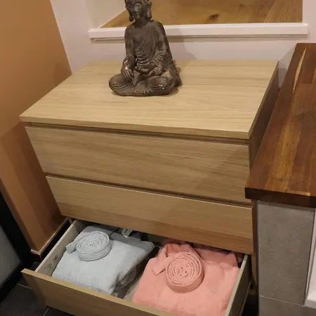 La D'ondine לובס